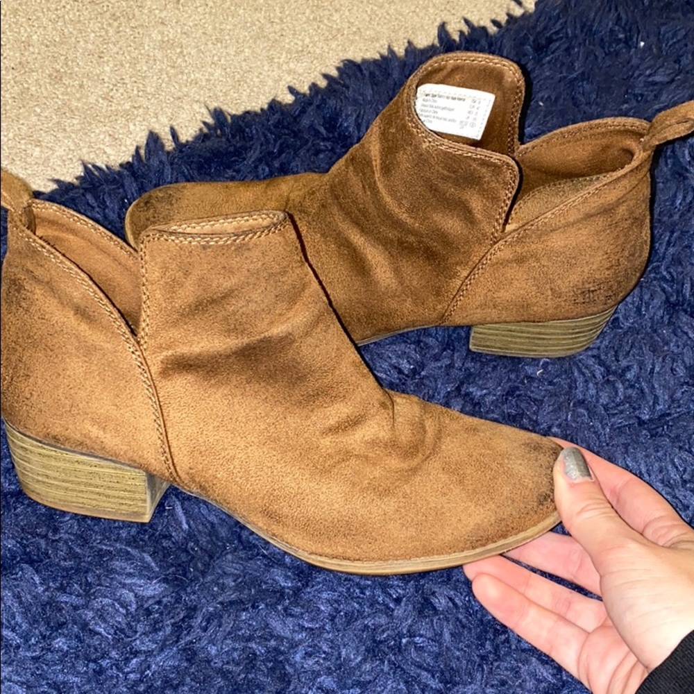 American Eagle Booties